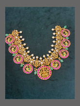 Beautiful Bottu Necklace in Jadau - KN00231