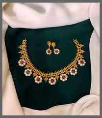 Beautiful Flower Necklace In Nakshi - NN00403