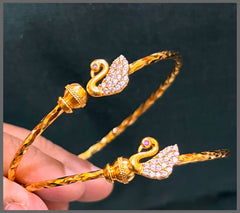 Swan Openable Bangles - BG00191