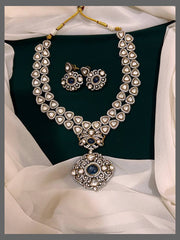 Elegant Blue Victorian Necklace - VN00108