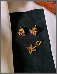Stone Flower Pendant With Earring - NP0082