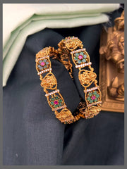 Lakshmi and Flower Banglesin Kundan - BG00521