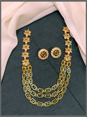 Trible Layer Emerald Necklace In Nakshi - NN00595