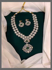 Elegant Emerald Victorian Necklace - VN00109