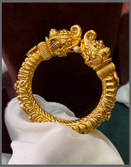 Elephant Kada Bangle in Kundan - BG00332