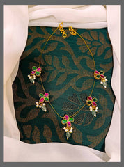 Invisible Chain With Multicolor Flower In Kundan - KN00435