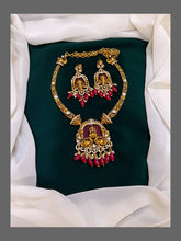 Victorian Kante set With Lakshmi Pendant And Earrings - VN004