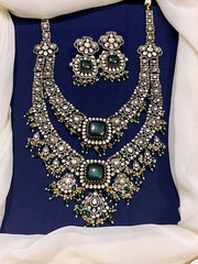 Elegant Victorian Emerald Haram - VH0030