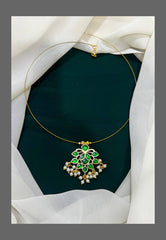 Emerald Pendant Invisible Chain - KN00167