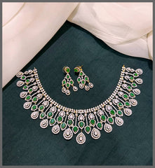 Beautiful White Lady Necklace in Diamond - DN0051