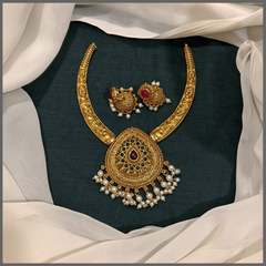 Antic Kante Necklace with Beautiful Ruby and Emerald Pendant in Nakshi - NN00757