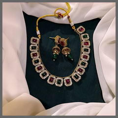 Beautiful Stone Necklace in Victorian - VN00146