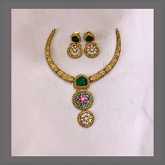 Antic Kante Necklace in Kundan - KN00387