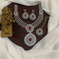Daimond detachable pendant combo with Earrings and Tika - DH008