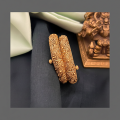Antique Bangles in Kundan - BG00534