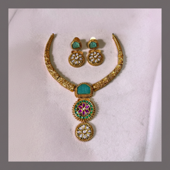 Antic Kante Necklace in Kundan - KN00387