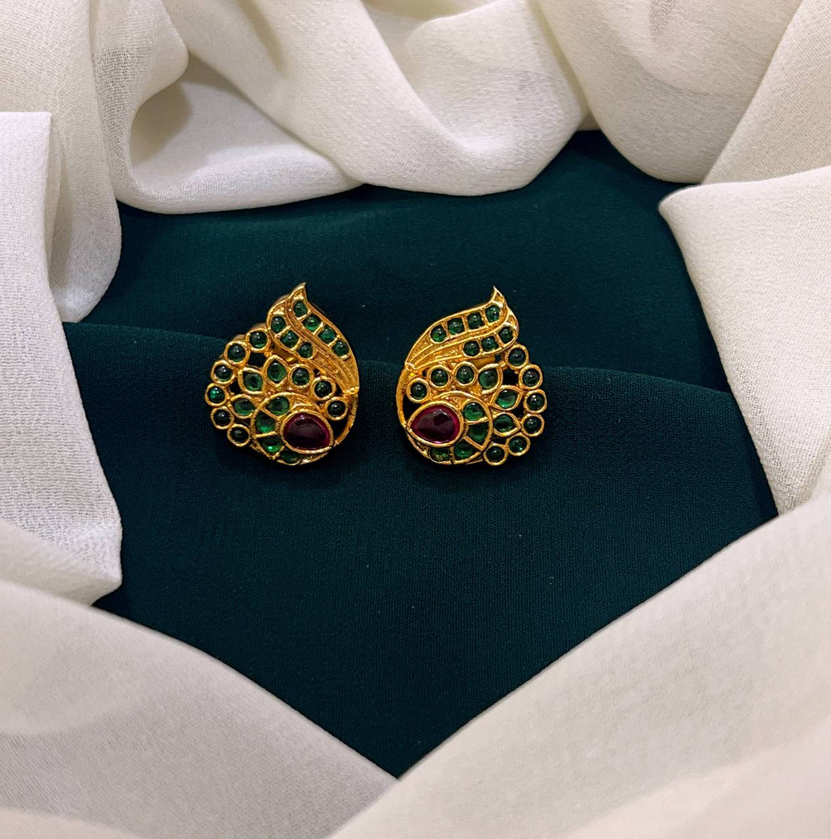 Emerald with Ruby Nakshi Earrings - NE095