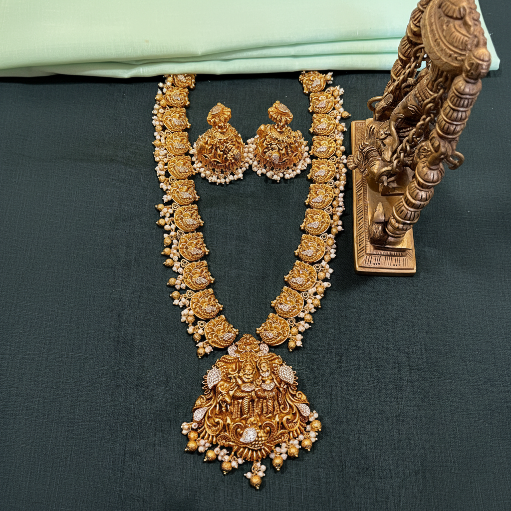 Beautiful Nakshi Haram With Radha Krishna Pendant - NH00390