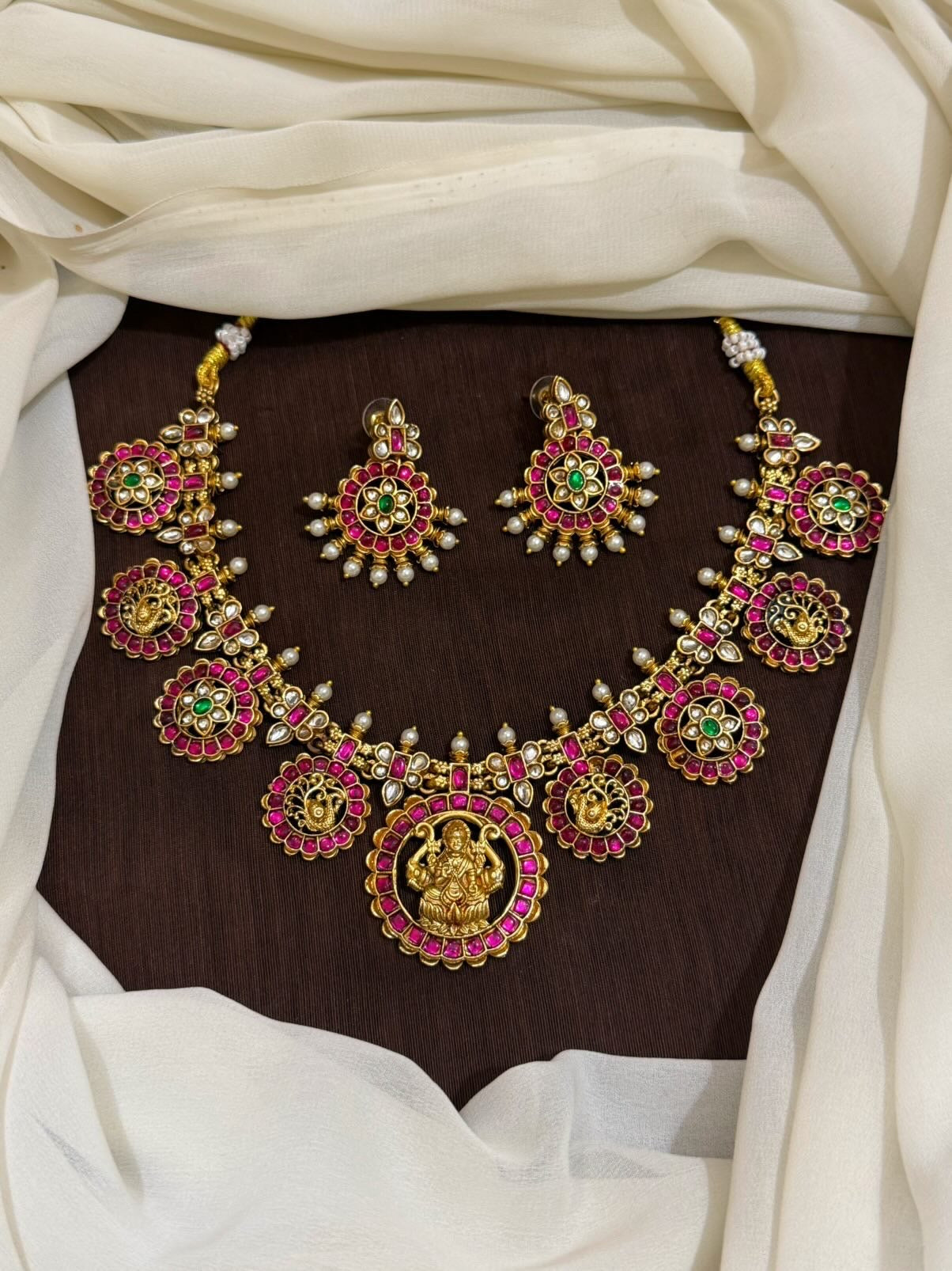 Lakshmi Bottu necklace - NN00941