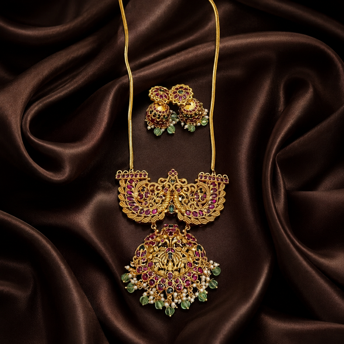 Antique Nakshi Haram with Beautiful Pendent - NH00126