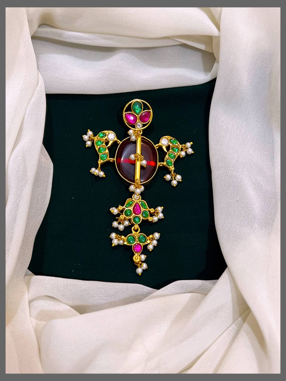 Beautiful Kundan Pendent - KP00134