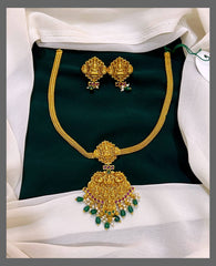 Beautiful Pendent Necklace in Nakshi - NN00509