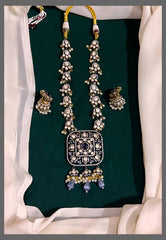 Beautiful Antique white stone Victorian necklace - VN00134