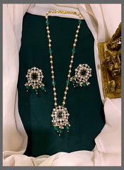 Green and Cream Pearl with Small Victorian pendent - PB00189