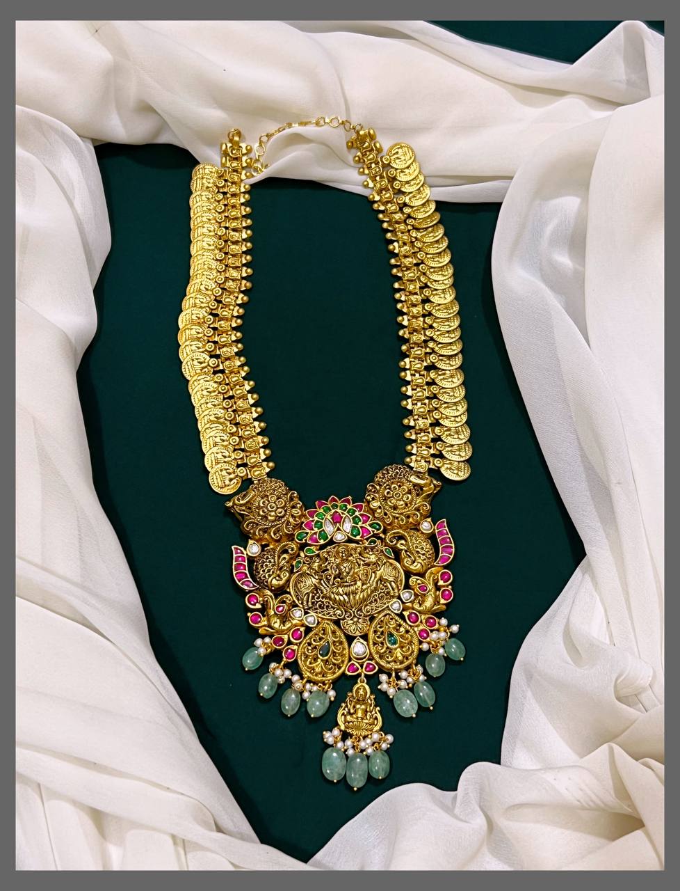 Kashu Haram with Beautiful Pendent in Kundan - KH00245