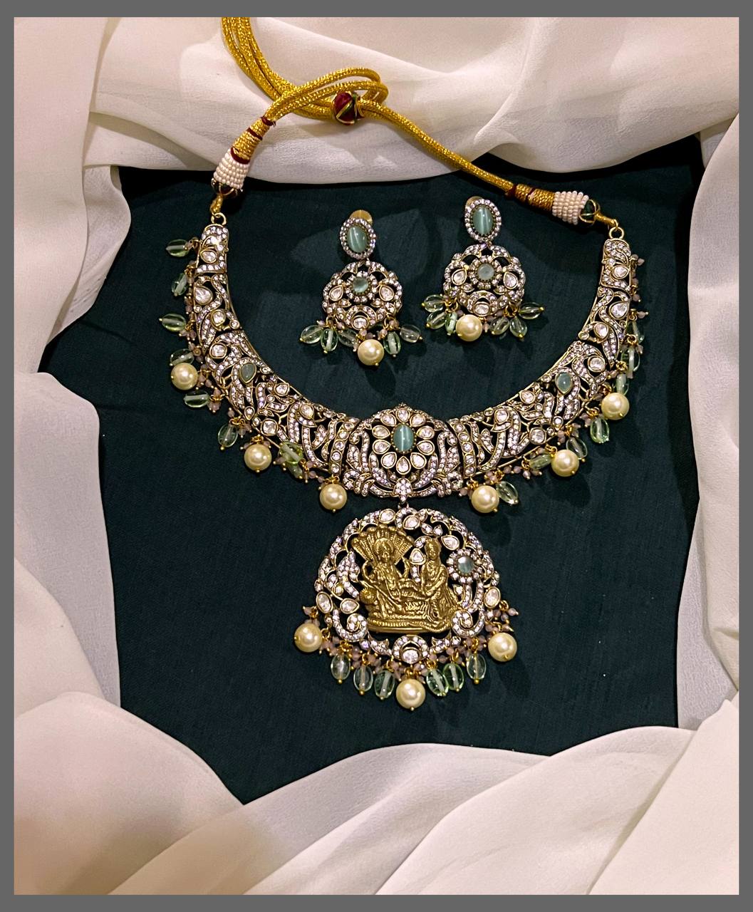 Chokar Necklace with Lord Krishna Pendent - VN00150