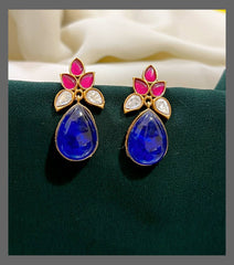 Beautiful Flower Earring in Kundan  - KE00396