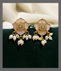Classic Peach Earring in Kundan - KE00403