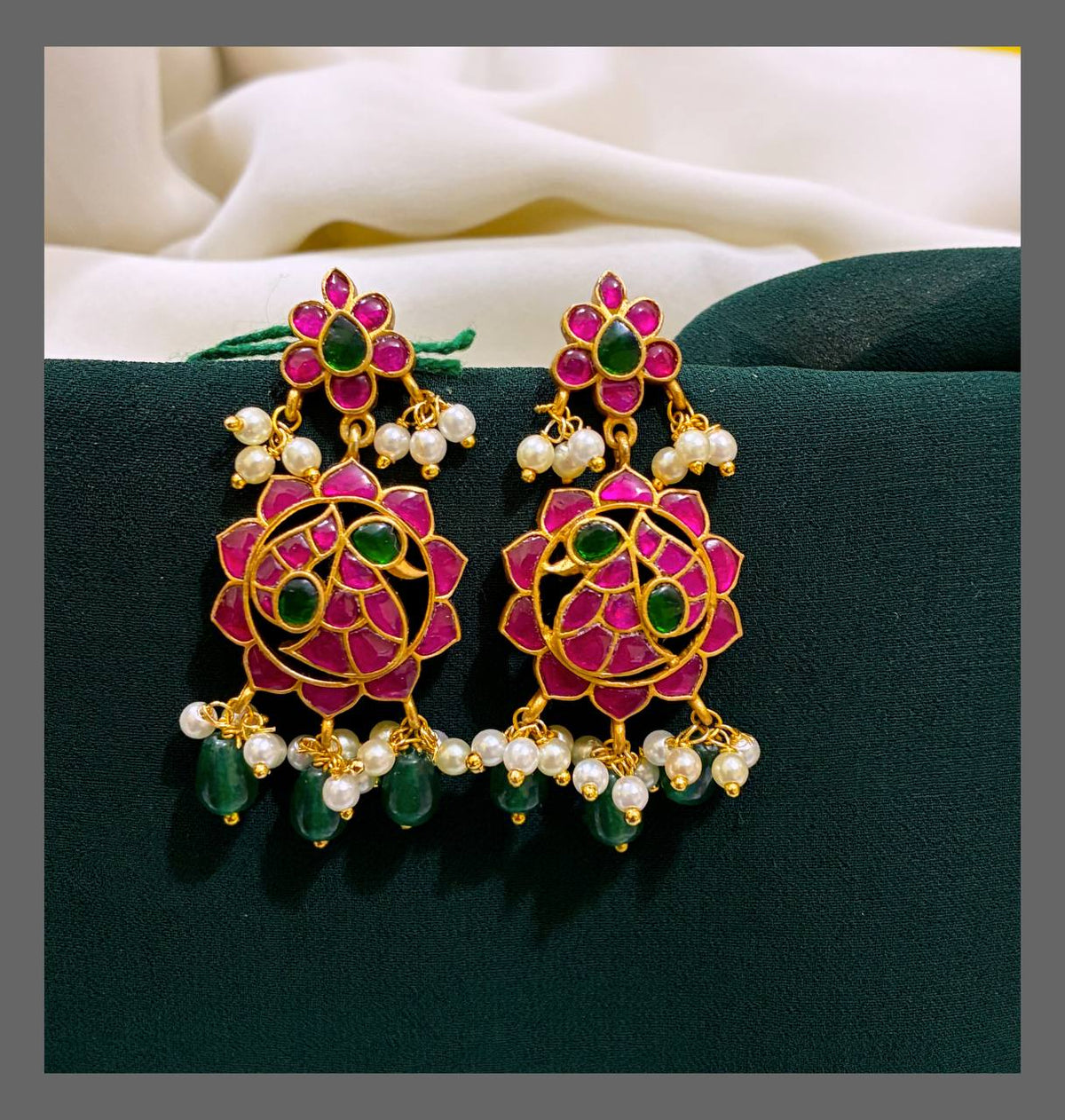 Beautiful Ruby Earring in Kundan - KE00360