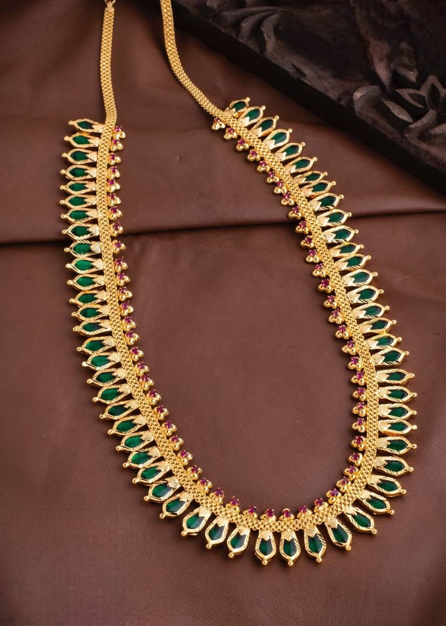 Traditional Kerala Design Nagapada Thali High Quality Haram in Nakshi - NH00133