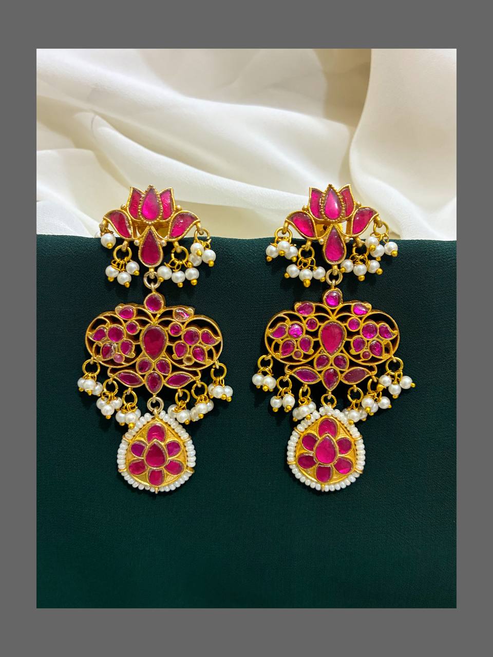 Beautiful Ruby Lotus Earring in Kundan - KE00281