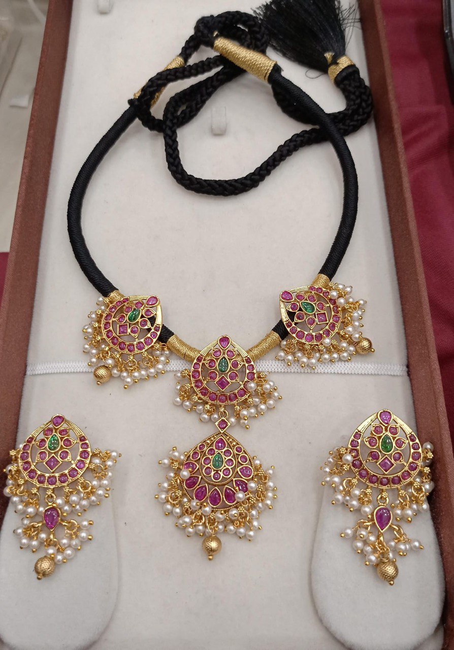 Beautiful Ruby Flower Pendent In Nakshi - BD0045