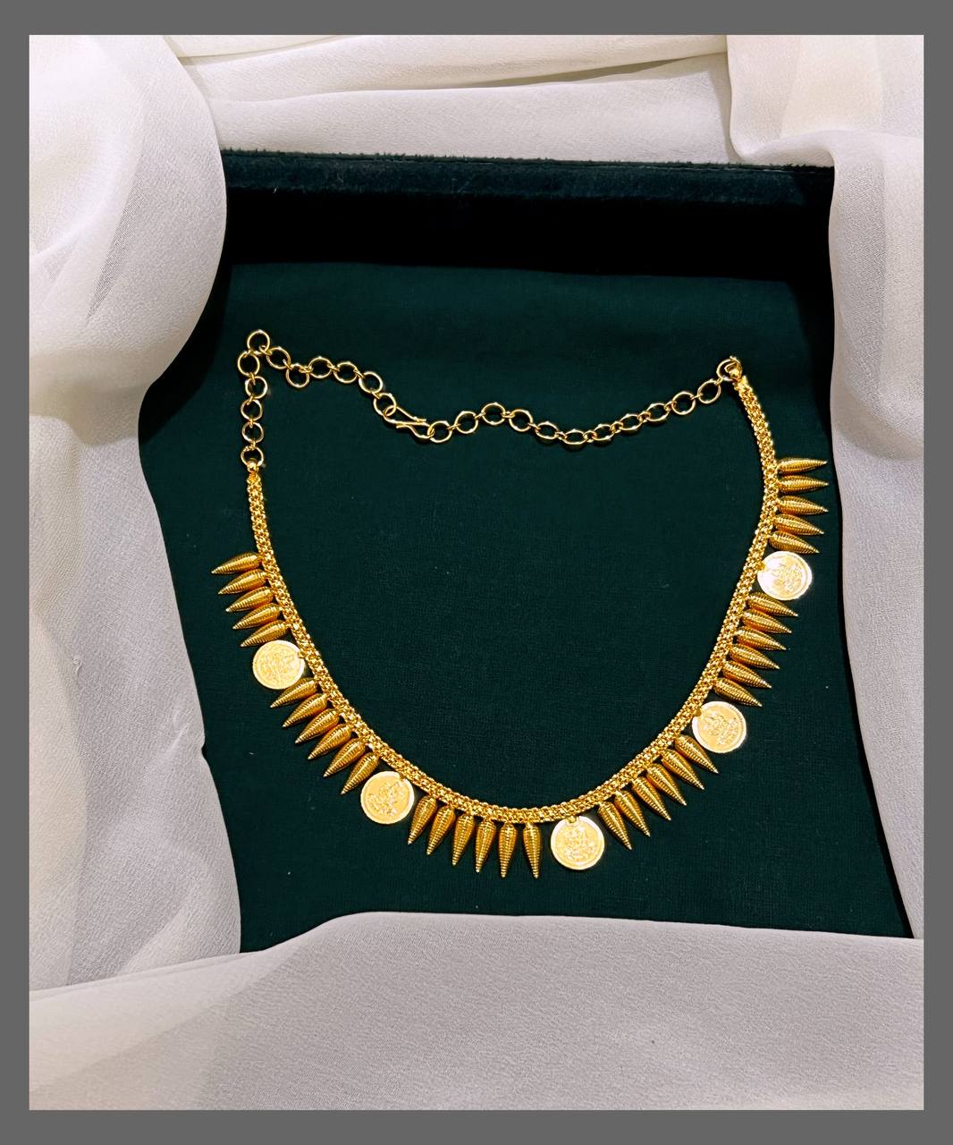 Kerala Traditional Mullamottu Necklace in Nakshi - NN00255