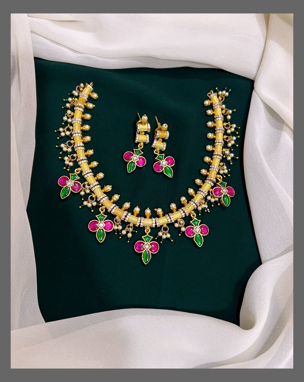 Ruby and Emerald flower Necklace in Nakshi - NN00185