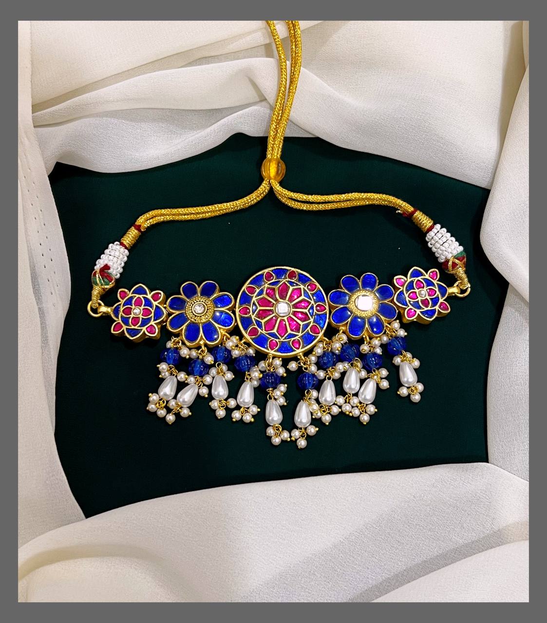 Blue Flower Choker in Kundan - KN00285
