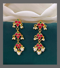 Emerald  and Ruby Stone Earring in Kundan - KE00252