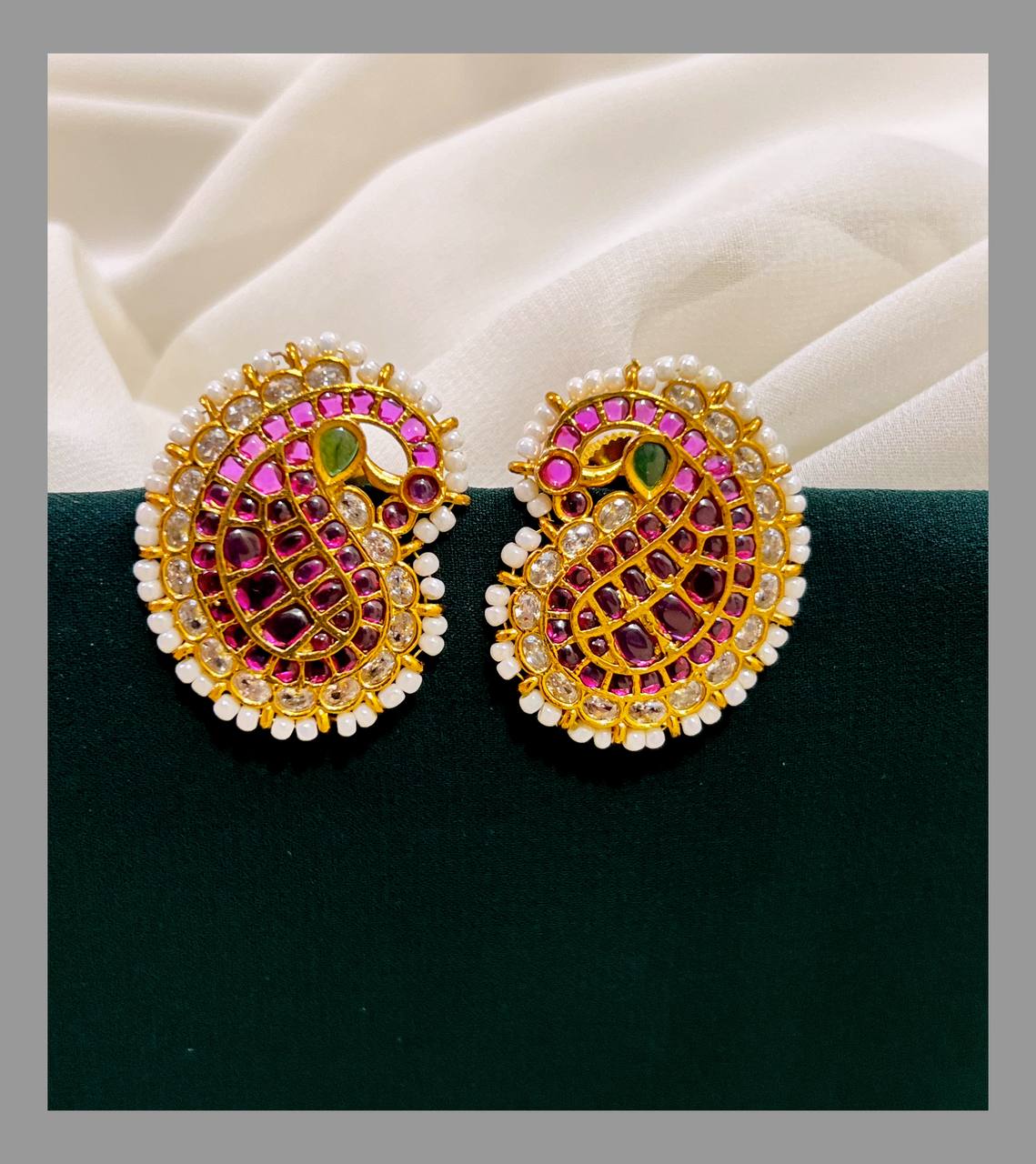 Beautiful Mango Stud Earring in Nakshi - NE00224