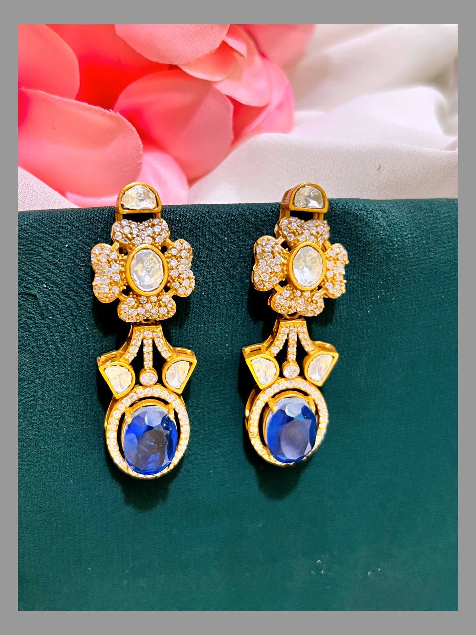 White Stone Flower Earring in Victorian - VE0043