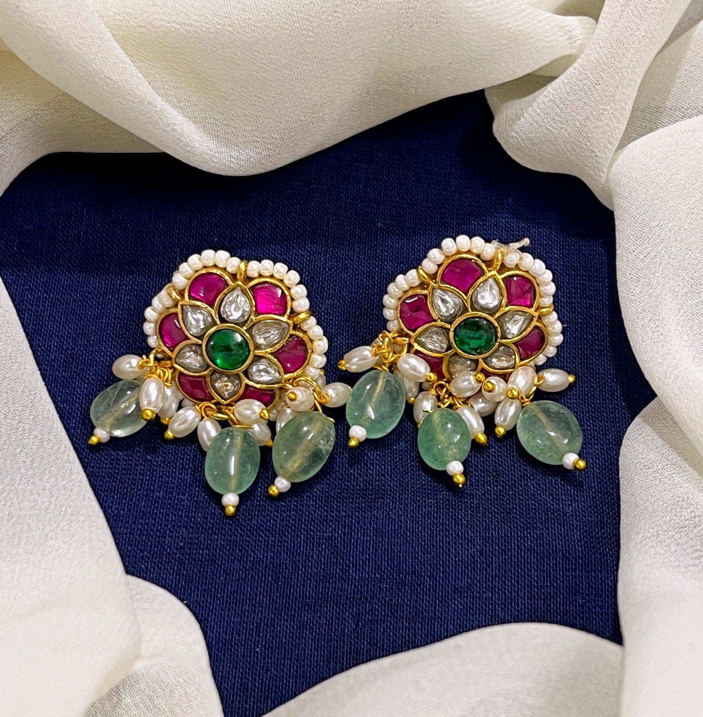 Jadau Kundan flower studs - KE0049