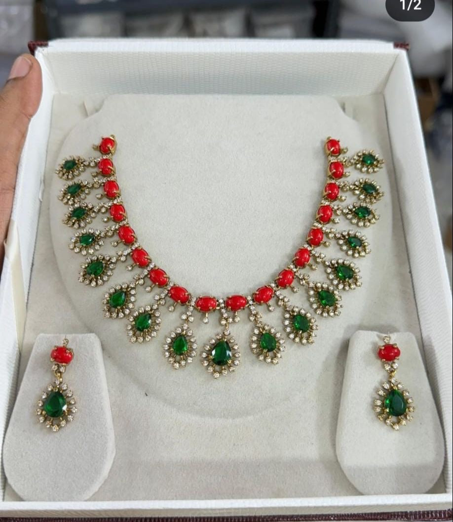 Coral emerald set with earrings - VN0034