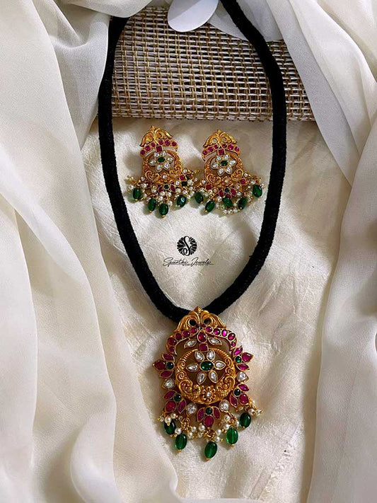 Black Threads Kundan Necklace with Earring - BB0007