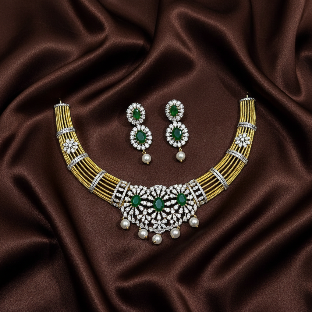 Kante Pattern Gold Finish Diamond Necklace - DN0082