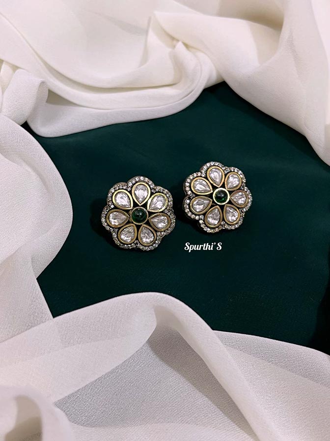 Beautiful White Green Victorian Earrings - ER0035