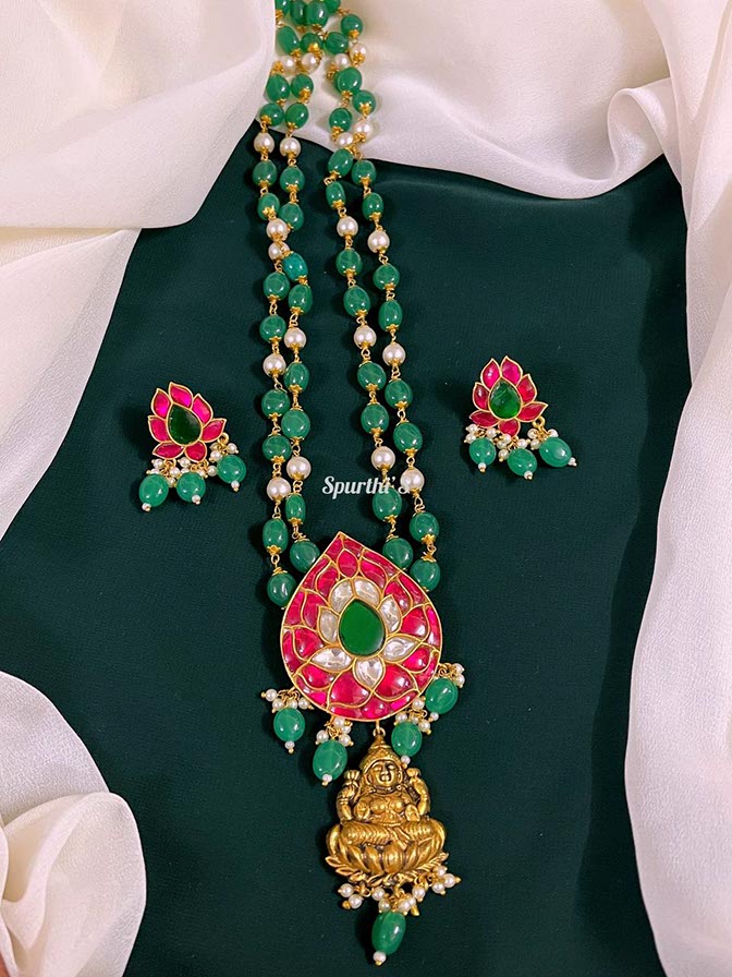 Lakshmi Jadau Pendant Necklace with Earrings - HJ0047