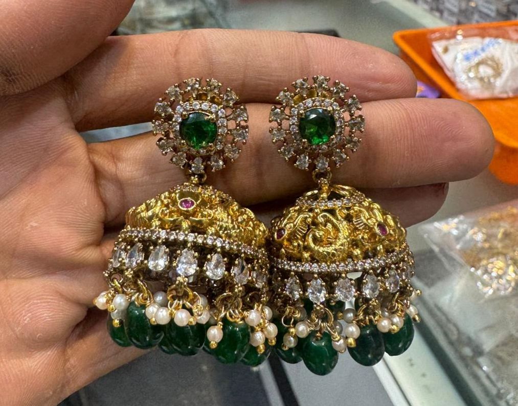 Victorian emerald jhumkis - VE020