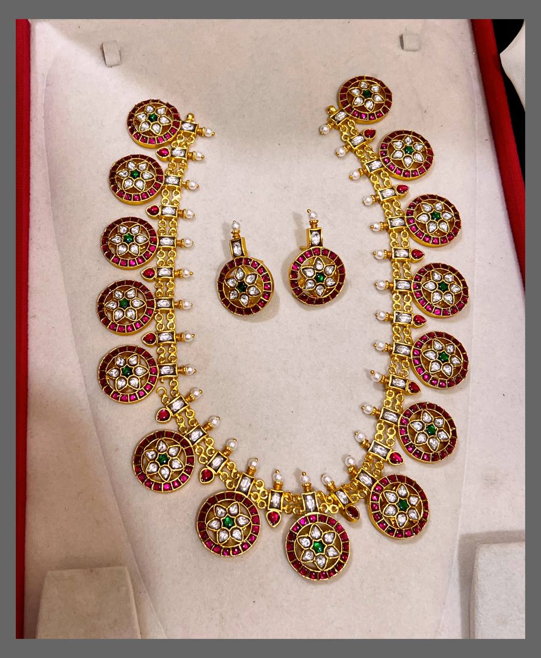 Bottu Mala in Kundan Haram - KH00181